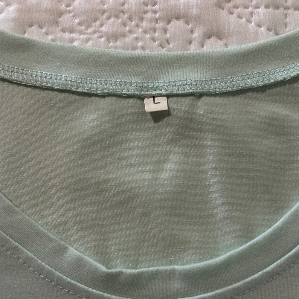 Graphic Tank Top "DRINKS WELL WITH OTHERS" - Light Aqua SZ:L - Picture 3 of 4